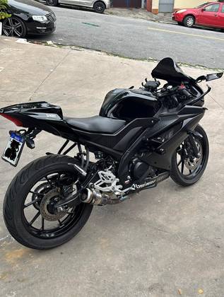 YAMAHA YZF R15 